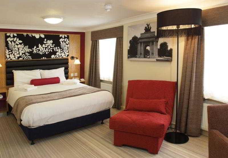 Astors Belgravia Bed & Breakfast London Ngoại thất bức ảnh